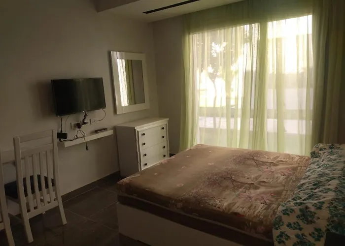 Sheikh Sunnyveldga Apartment *